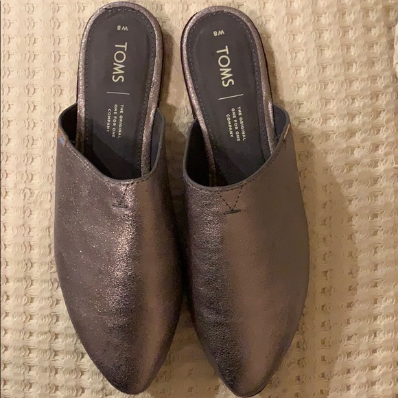 Toms Shoes - NWT Tom mules! Silver and stunning!